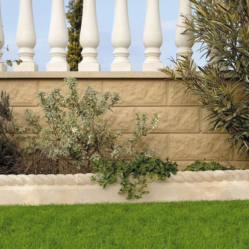 Cordolo da giardino - CORDA  - SAS PREFABRICADOS DE HORMIGON SA - in calcestruzzo / da esterno / lineare