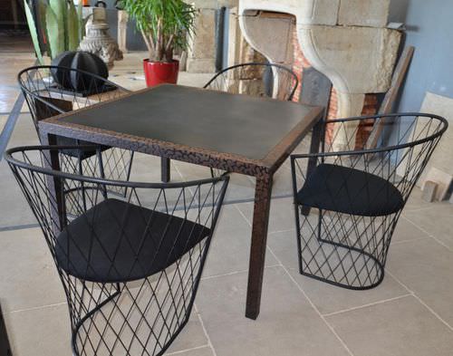 Set tavolo e sedia contemporaneo - bca materiaux anciens - da esterno / in metallo / per spazio pubblico