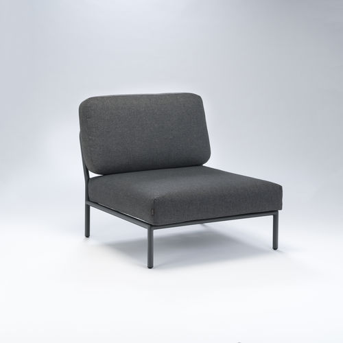 Chauffeuse contemporanea - LEVEL - Houe - in tessuto / in alluminio / grigia