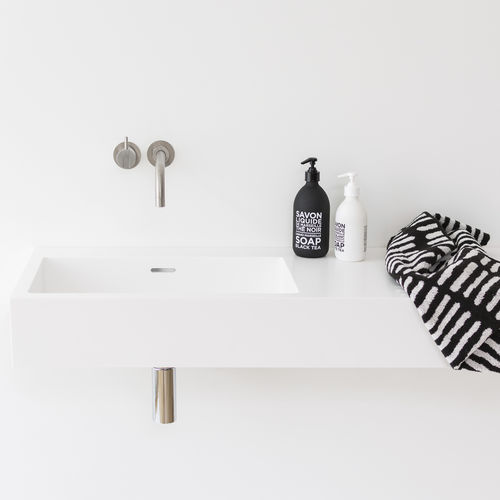 Lavabo sospeso - BASE - NotOnlyWhite - in Hi-macs® / con piano integrato / fatto a mano