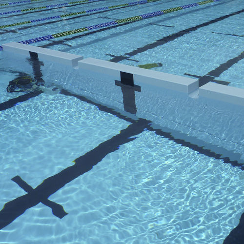 Parete mobile per piscina pubblica - SWIMWALL SYSTEMS® - SR SMITH - sommergibile