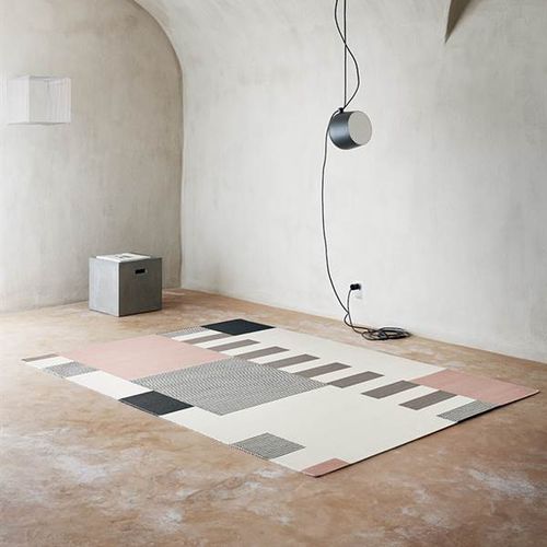 Tappeto contemporaneo - GRAPHIC - LINIE DESIGN A/S - a righe / geometrico / in lana della Nuova Zelanda