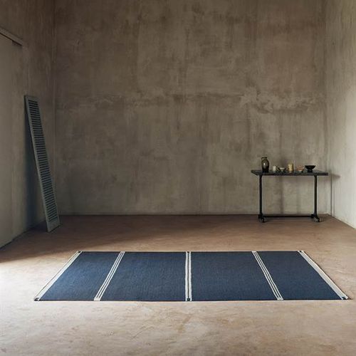 Tappeto contemporaneo - NIKA - LINIE DESIGN A/S - a righe / in lana della Nuova Zelanda / rettangolare