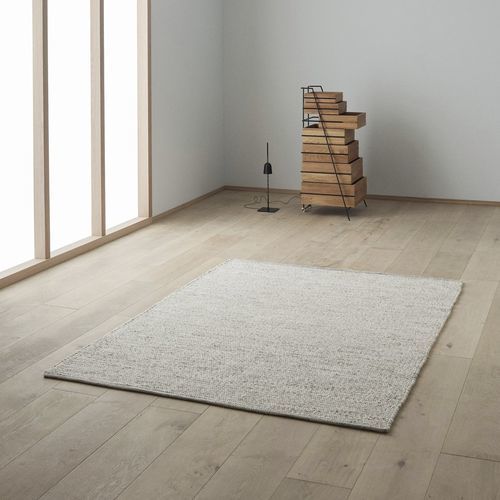 Tappeto contemporaneo - AGNER - LINIE DESIGN A/S - a tinta unita / in lana / rettangolare