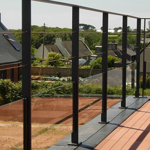 Ringhiera in metallo - CHERBOURG - ESCALIER DESIGN 14 - in cavi di acciaio / pannelli in vetro / da esterno
