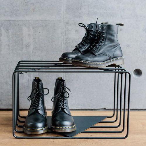 Scaffale per scarpe contemporaneo - LUME - Bedesign - autoportante / in acciaio con rivestimento a polvere / contract