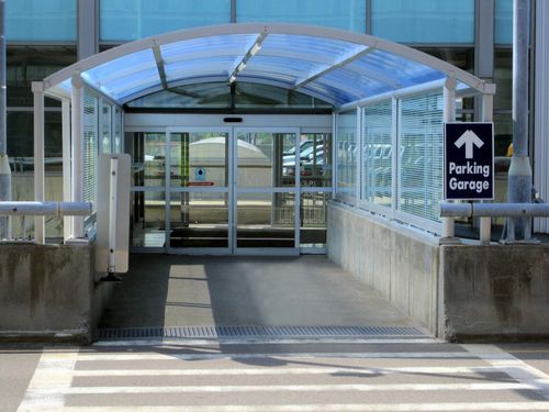 Passerella coperta per spazi pubblici - WALKWAYS - Brasco International Inc.