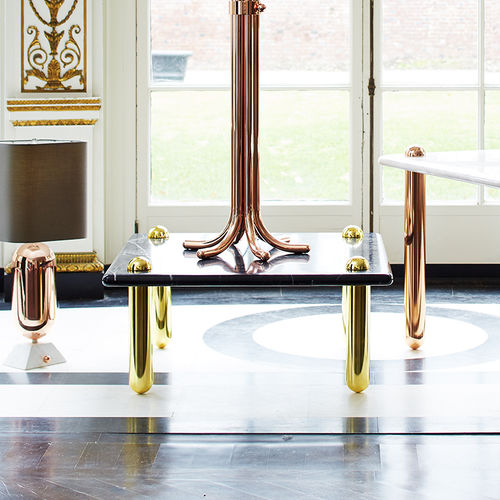 Tavolino basso classico - ULTRA - Jonathan Adler - in ottone lucidato / in marmo / quadrato