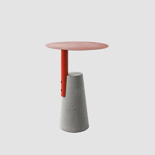 Tavolo d'appoggio contemporaneo - BAI - BENTU DESIGN - in calcestruzzo / con supporto in metallo / rotondo
