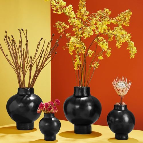 Vaso contemporaneo - BARRO  - Ames design - in ceramica / fatto a mano / da tavolo