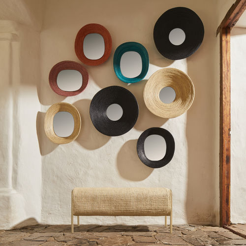 Specchio a muro - KILLA - Ames design - da terra / contemporaneo / rotondo
