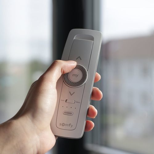 Telecomando di protezione solare - SOMFY - Kadeco Sonnenschutzsysteme GmbH - liscio / opaco