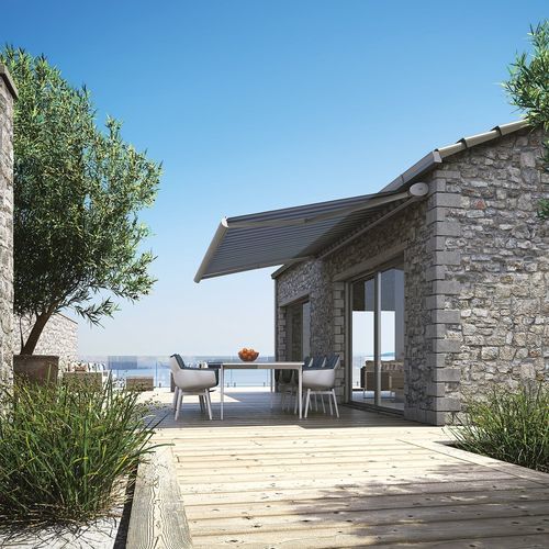 Tenda da sole a proiezione - 360 - Kadeco Sonnenschutzsysteme GmbH - a motore / contract / per terrazza