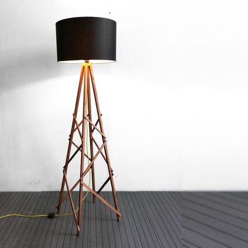 Lampada da terra - KULA  - Paladim Handmade - in metallo / in legno / contemporanea