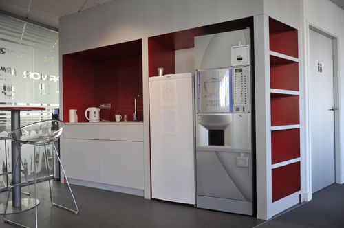 Parete amovibile - Spacing - in laminato / da ufficio / con ripiano