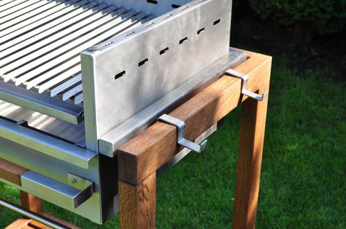 Barbecue a carbonella - TOBAGO WGT  - KARIBE SIA - con rotelle / in acciaio inossidabile / con carrello in legno