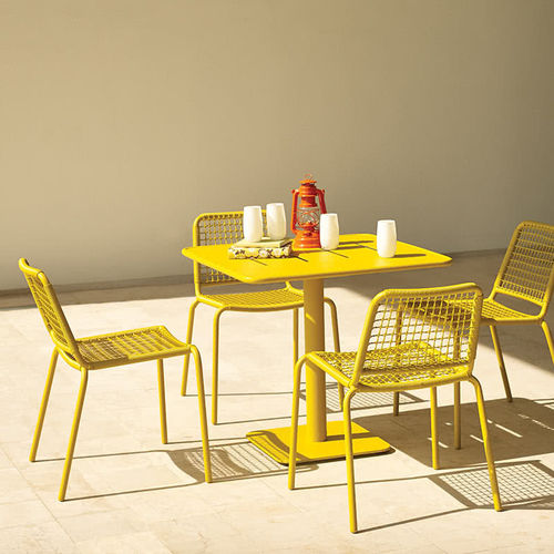 Tavolo contemporaneo - VEGA - Maiori - in alluminio / quadrato / riciclabile