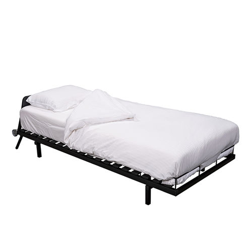 Letto singolo - JADE - Bentley Europe - contemporaneo / con rotelle / in acciaio