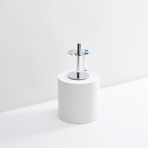 Portaspazzolino contract - ELECTRIC AVENUE - Klomfar GmbH