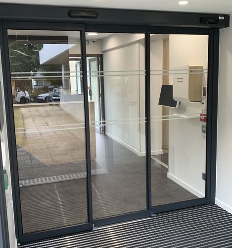 Porta d'ingresso - OPTIMA 100 et 150 - SOFTICA - in alluminio / scorrevole / contemporanea