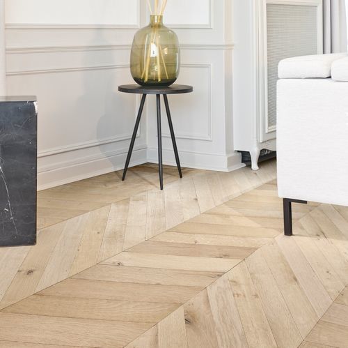 Parquet multistrato - ATELIER - A15206 - lalegno - in rovere / a spina di pesce / liscio