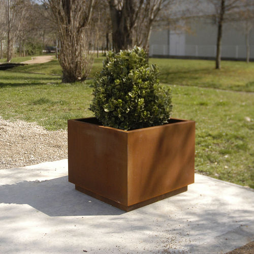 Fioriera in acciaio - Square - Durbanis - in corten / in acciaio verniciato / quadrata