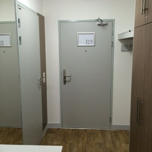 Porta da interno - BRUCORAL  - Theuma - in HPL / battente / contemporanea