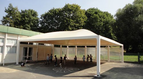 Tensostruttura su ossatura metallica - GROUP - Texabri - con membrana in PVC / per parco giochi / per scuola