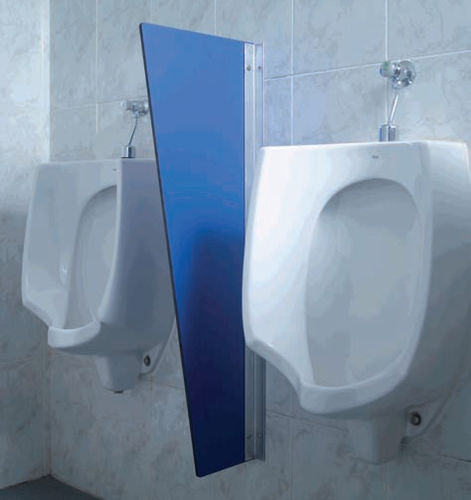 Parete divisoria per orinatoio in plastica - Tagar - in alluminio / professionale / antiurto