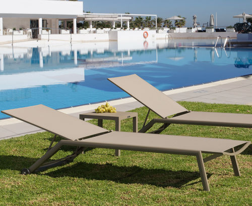 Lettino prendisole contemporaneo - FARO - ARKIMUEBLE - in Textilene® / in alluminio / da giardino