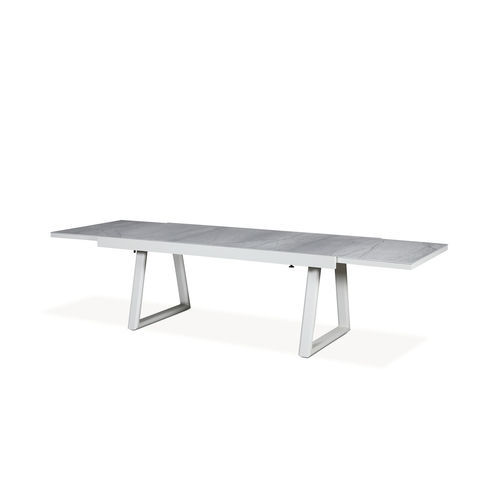 Tavolo da pranzo contemporaneo - VERONA - ARKIMUEBLE - in alluminio / con supporto in alluminio / rettangolare