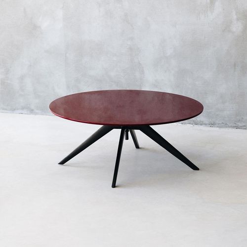 Tavolino basso contemporaneo - DIAMERISMA  - MAAMI HOME - in legno laccato / con supporto in ghisa di alluminio / rotondo