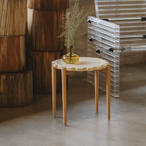 Tavolo d'appoggio contemporaneo - CLOCK TRAVERTINE - MAAMI HOME - in rovere / in legno massiccio / in travertino