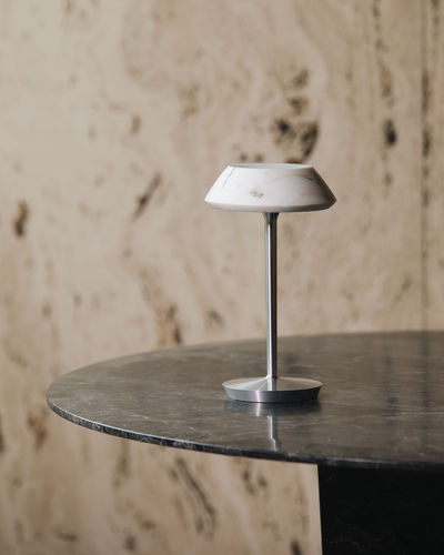 Lampada da tavolo - mini FIORE WHITE - MAAMI HOME - in alluminio / in marmo / minimalista