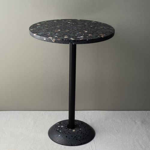 Tavolo da bistrot contemporaneo - M-3 - Karoistanbul - in terrazzo / con supporto in acciaio / rotondo