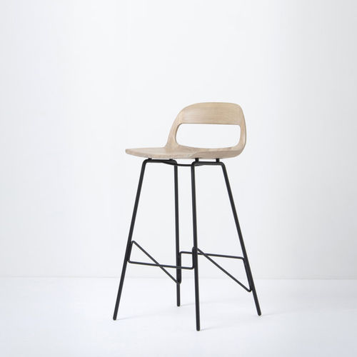 Sedia alta contemporanea - LEINA - Gazzda - da interno / in pelle / in rovere