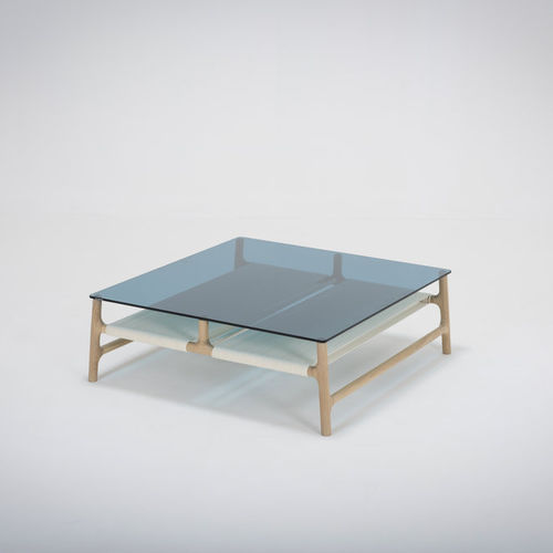 Tavolino basso contemporaneo - FAWN - Gazzda - in rovere / in vetro / in corda