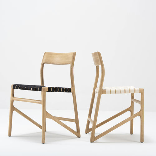 Sedia da pranzo contemporanea - FAWN - Gazzda - da interno / in cotone / con supporto in quercia