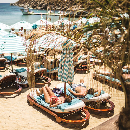 Lettino prendisole contemporaneo - Riviera Sunbed Beach Edition - Seora - in tessuto / in mogano / da spiaggia
