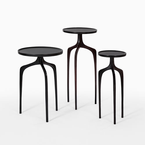 Tavolo d'appoggio design organico - CASTE - in legno / rotondo / per uso residenziale