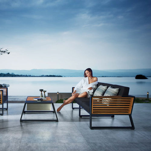 Divano contemporaneo - NEW YORK - Higold - da esterno / in Sunbrella® / con braccioli