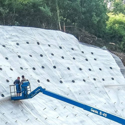 Geogriglia di consolidamento - SECUGRID® M3 NAIL - NAUE - antierosione / di protezione / per muro di contenimento