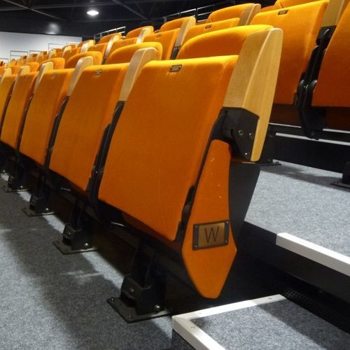 Poltrona per auditorium contemporanea - Flex - Jezet Seating - in tessuto / in faggio / in metallo verniciato