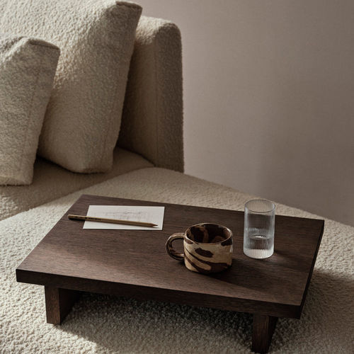 Tavolo d'appoggio contemporaneo - Kona - Ferm Living - in rovere / in MDF / con supporto in quercia
