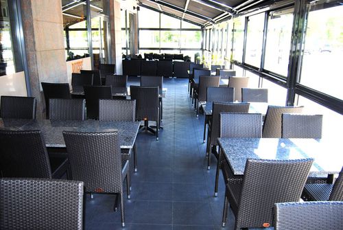 Pavimento in composito - BERGO NOVA™ - Bergo flooring - per ambienti umidi / per il settore terziario / a quadrotte