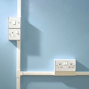 Canalina di cablaggio in plastica - MINI - Marshall-Tufflex - da soffitto / a muro / residenziale