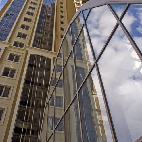 Facciata continua in alluminio e vetro - EL 7200 - Elvial - in vetro