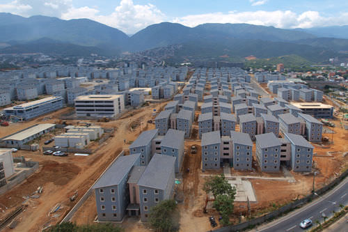 Edificio prefabbricato - CARACAS - VENEZUELA - Steelife - in acciaio / su ossatura metallica / per alloggi collettivi
