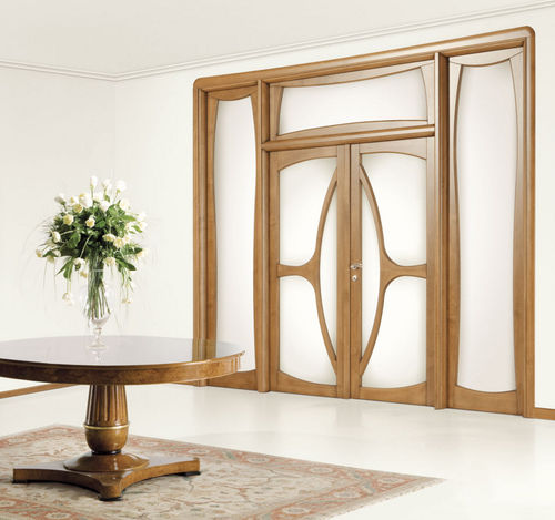 Porta da interno - LIBERTY : C-31 - legnoform srl - in legno massiccio / battente / vetrata