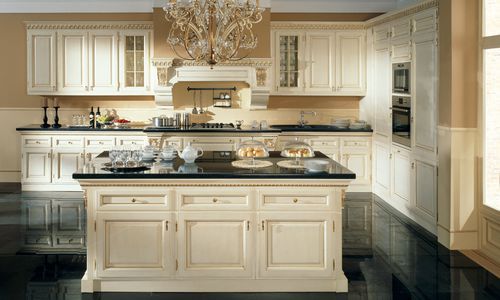 Cucina classica - TURANDOT - Casta Diva Interiors - in legno / con isola / con impugnature